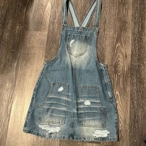 Denim overall skirt never worn